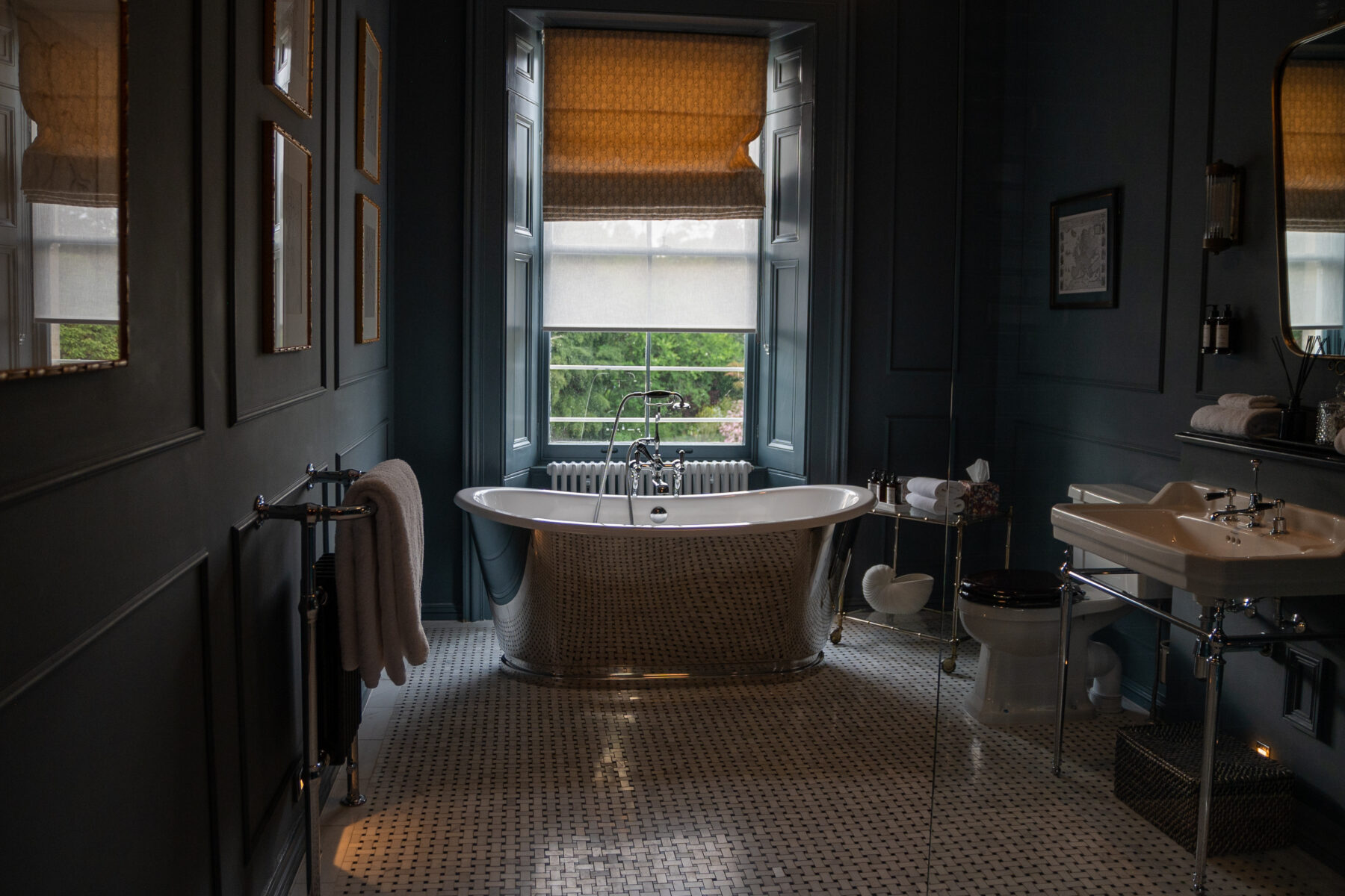 Restaurant Interlude